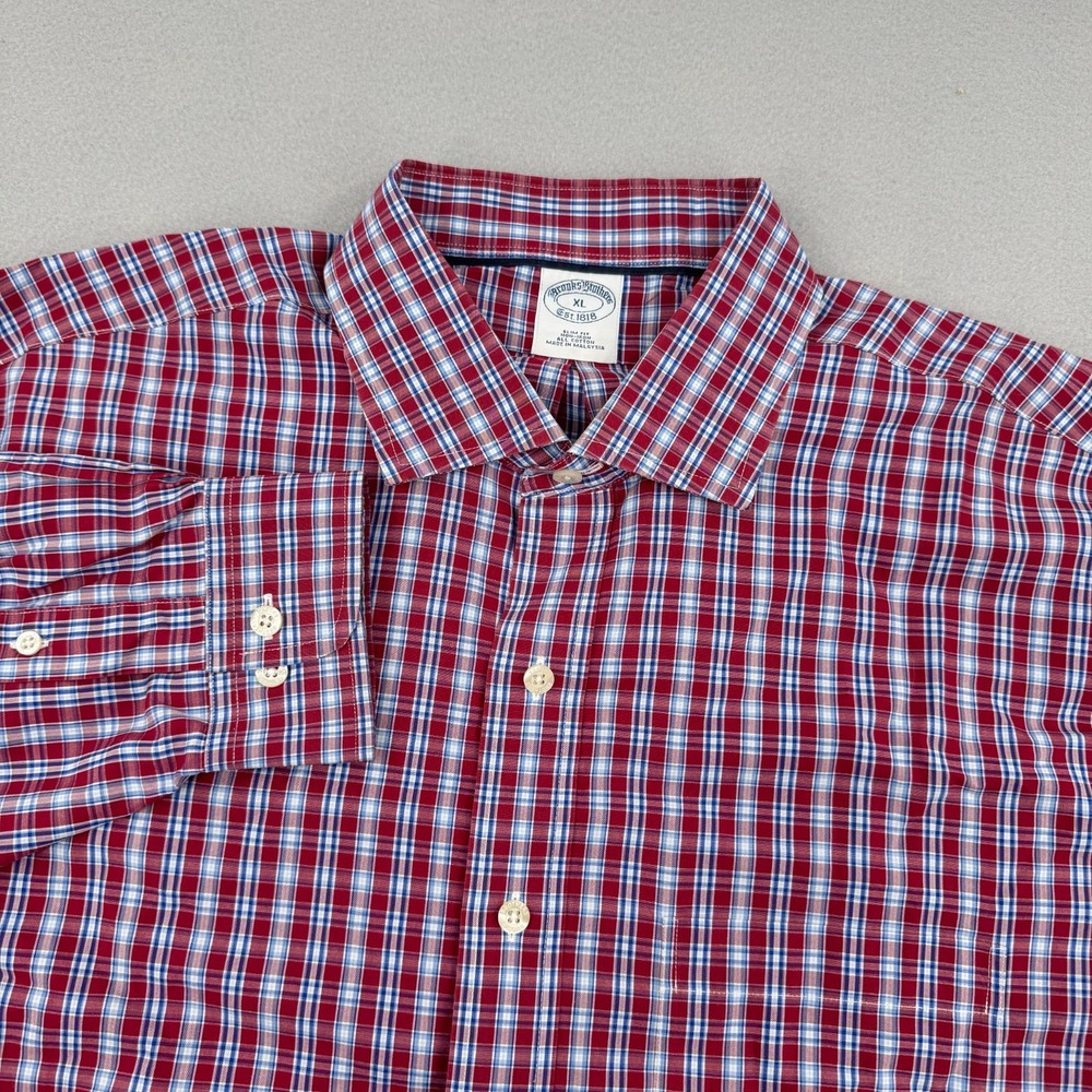 Brooks Brothers Slim Fit Long Sleeve Button Down Mens XL Red/Blue Plaid Casual